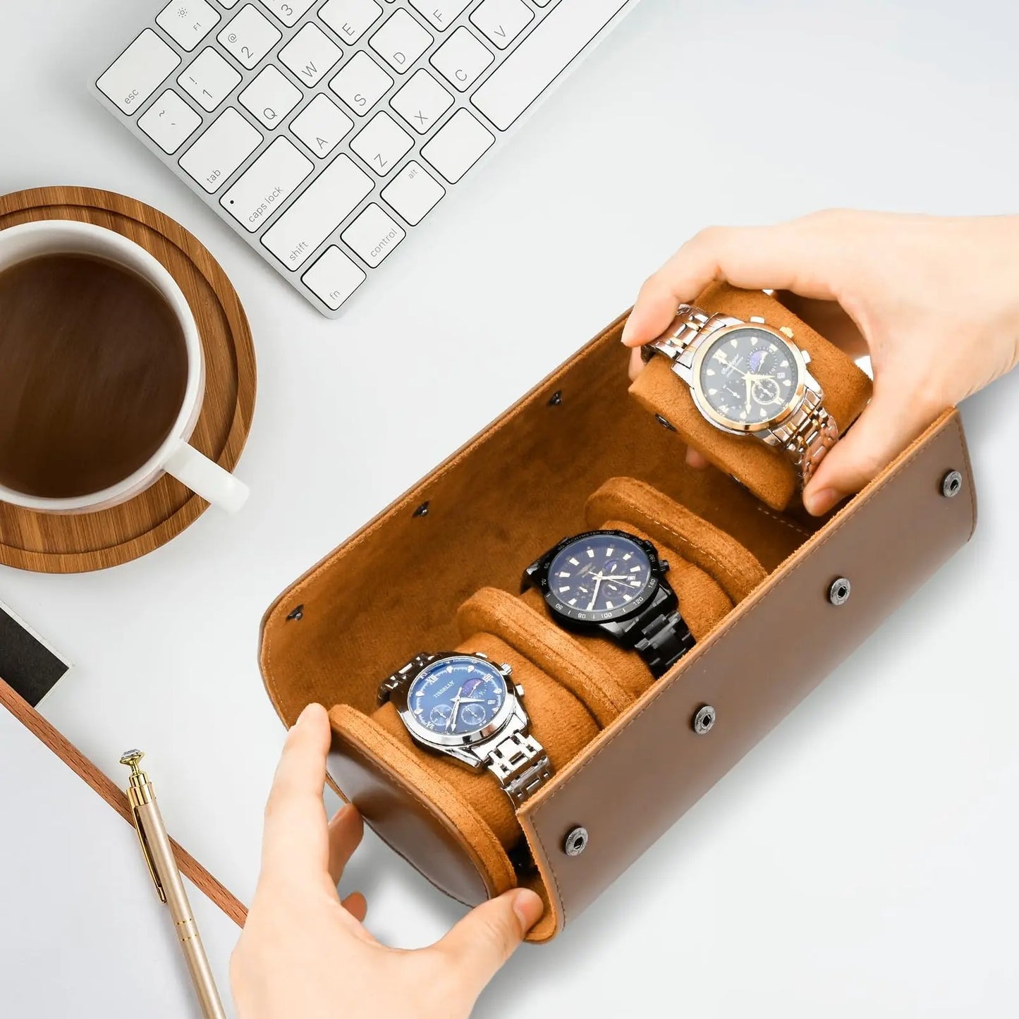 Estojo Clock Premium